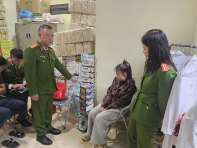 /nhan-vien-tap-hoa-cat-giau-5-khoi-phao-hoa-no-trong-benh-vien-da-khoa-vinh-phuc